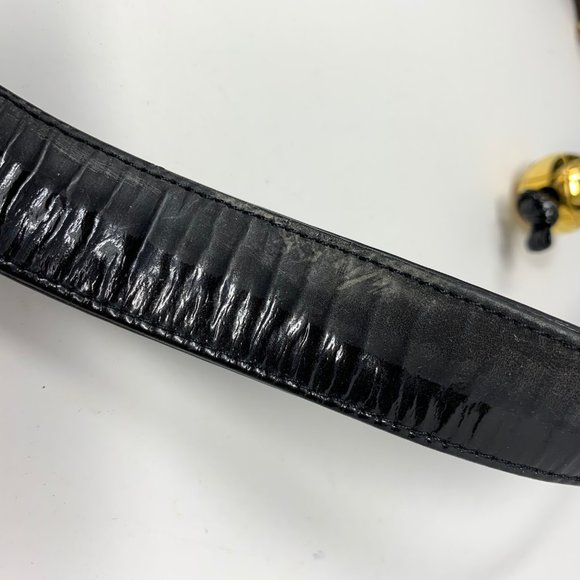 Authentic CHANEL Matelasse Black Patent Leather - Picture 9 of 12